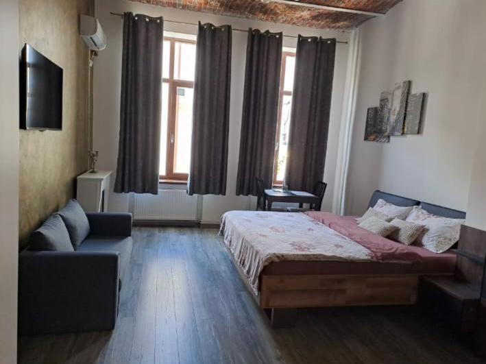 Bistro Centru Vechi Craiova Hotel Buitenkant foto